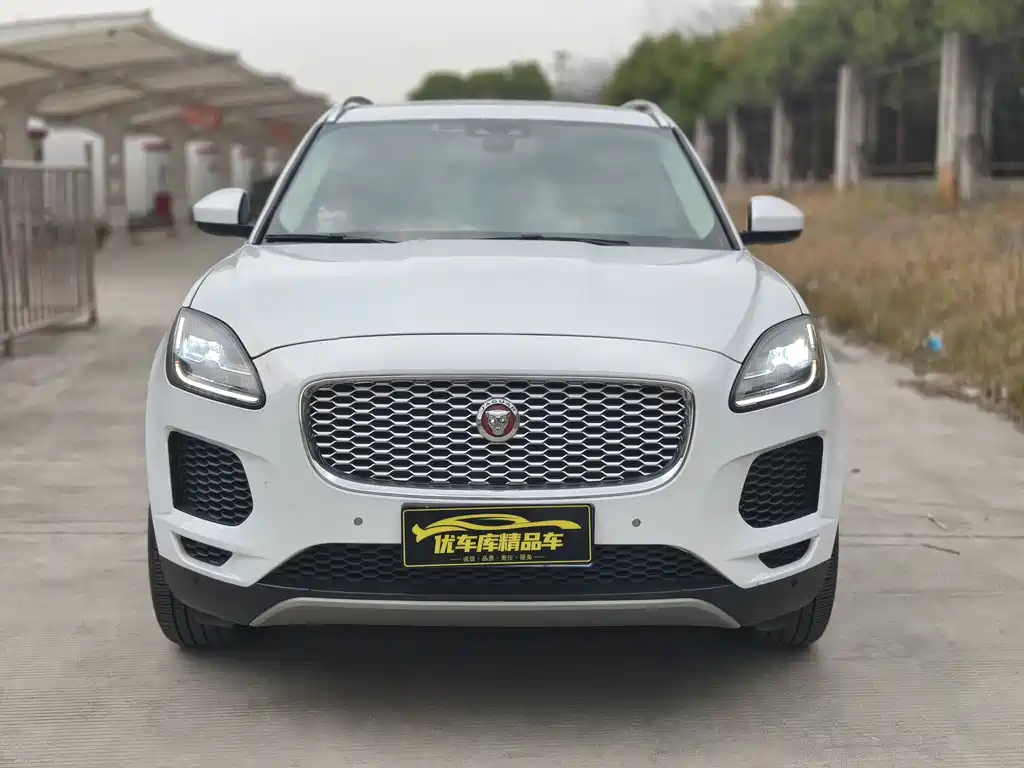 Jaguar E-PACE 2018 P250 SE National VI купить на сайте DeffCars