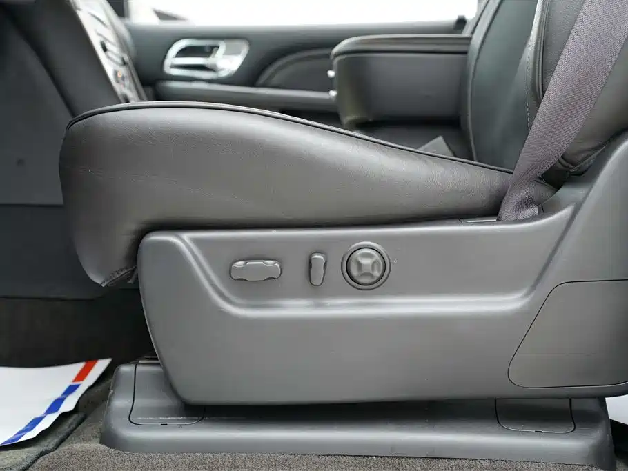 ESCALADE 2013 6.2L ESV Platinum Edition Extended Type купить на сайте DeffCars