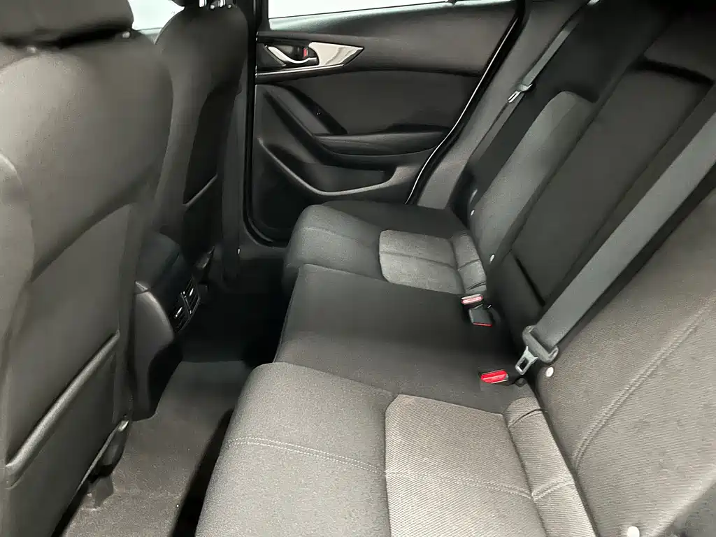 Mazda CX-4 2021 2.0L automatic two-wheel drive Blue Sky Exploration Edition купить на сайте DeffCars