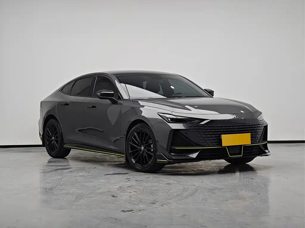 Changan UNI-V 2022 1.5T sports version купить на сайте DeffCars