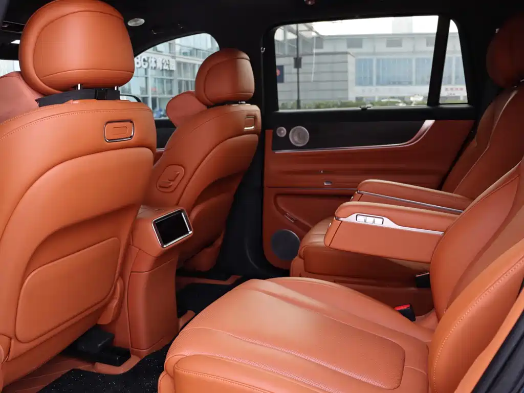 Wenjie M9 2025 extended range Max version 52kWh 6-seat version 192-line lidar) купить на сайте DeffCars