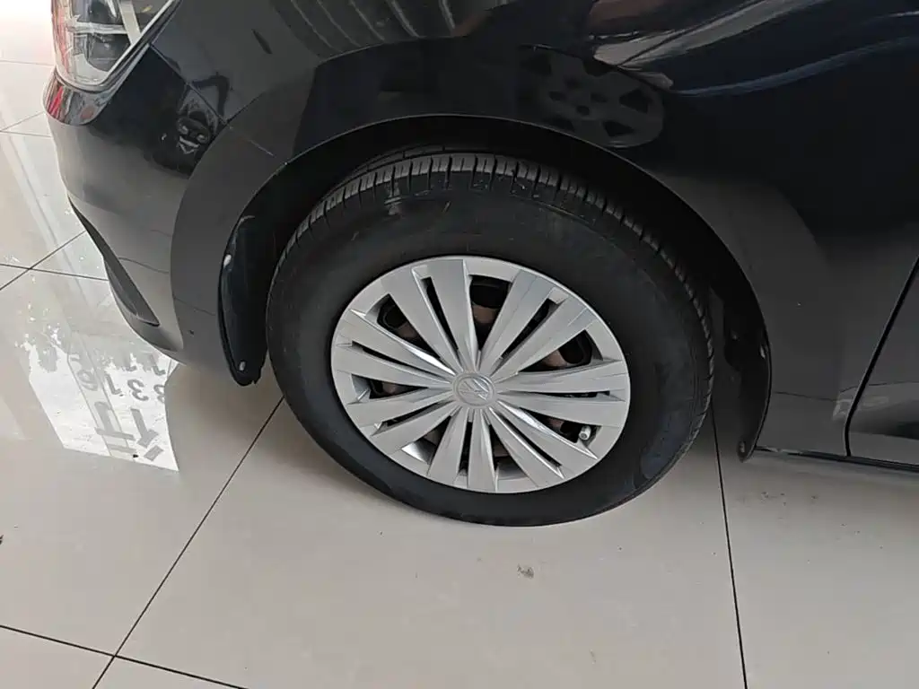 Santana 2019 1.5L automatic fashion version National VI купить на сайте DeffCars