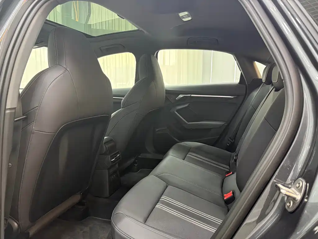 Audi A3 2021 A3L Limousine 35 TFSI Fashionable and Sporty купить на сайте DeffCars