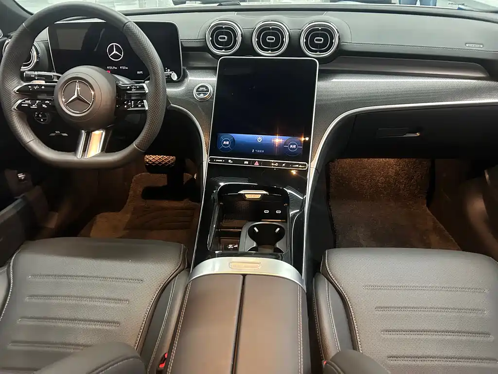 Mercedes-Benz C-Class 2025 C 260 L купить на сайте DeffCars