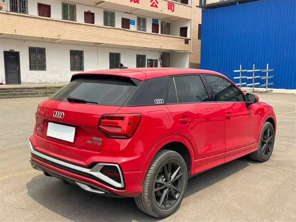 Audi Q2L 2022 35 TFSI aggressive and dynamic model купить на сайте DeffCars
