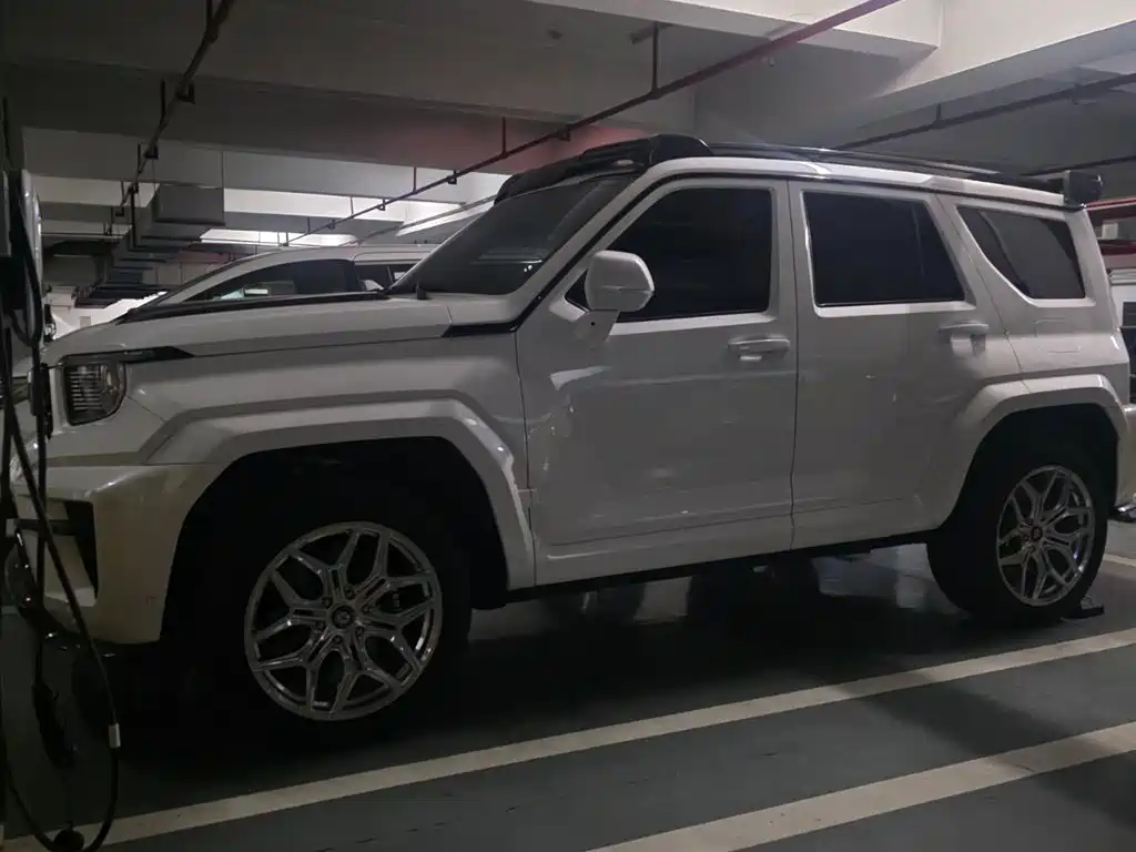 Tank 700 New Energy 2024 Hi4-T first limited edition купить на сайте DeffCars