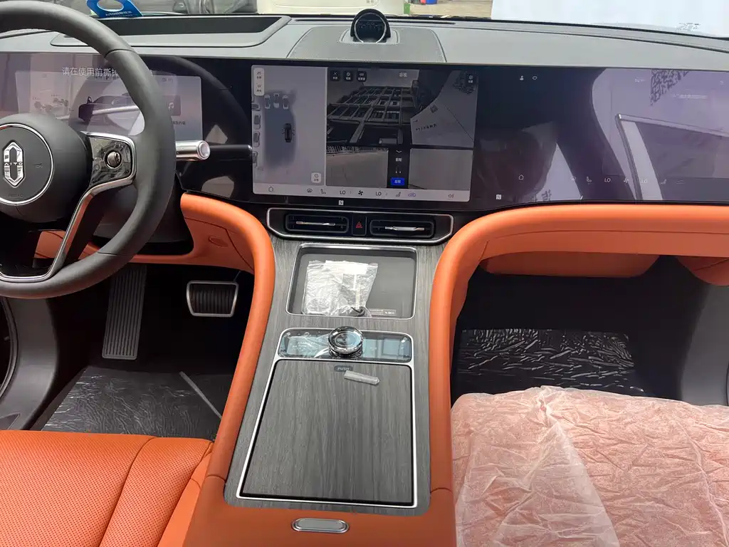 Wenjie M9 2024 extended range Max version 42kWh 6-seater version купить на сайте DeffCars