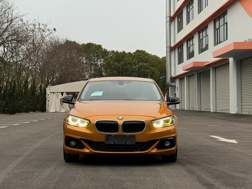 BMW 1 Series 2017 118i Sports купить на сайте DeffCars