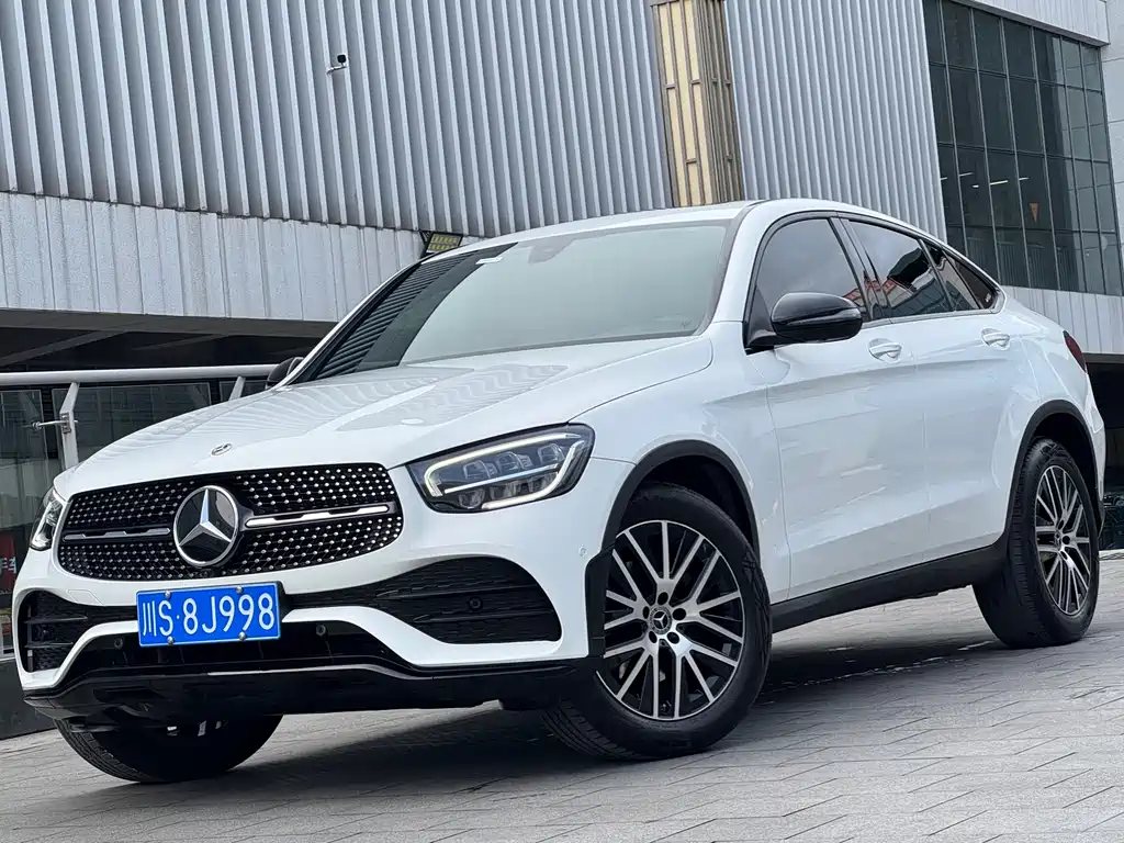 Mercedes-Benz GLC Coupe 2023 GLC 260 4MATIC Coupe SUV купить на сайте DeffCars