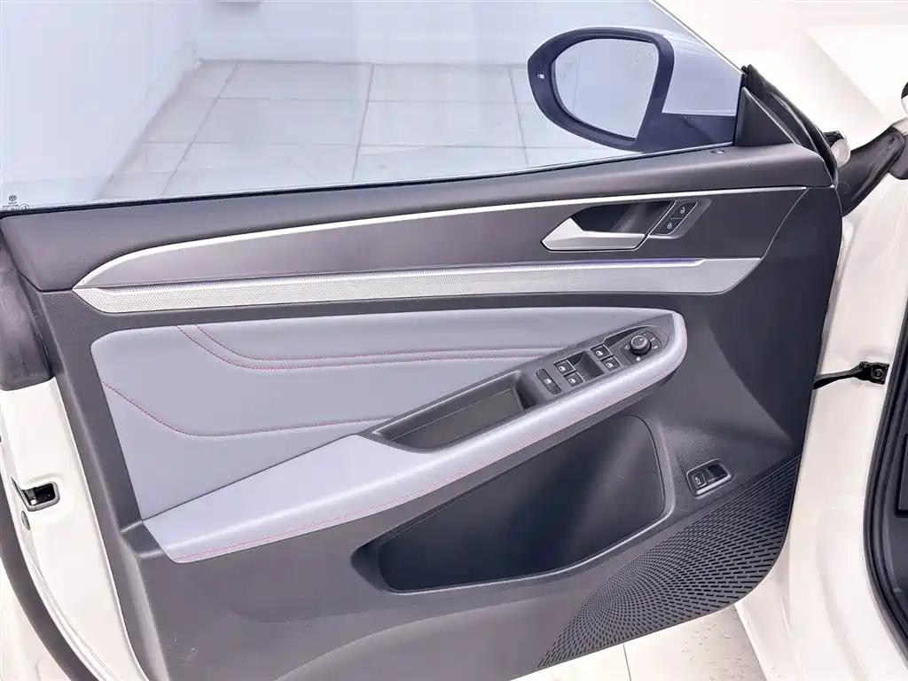 Lingdu 2023 Lingdu L 280TSI DSG Hot Edition купить на сайте DeffCars