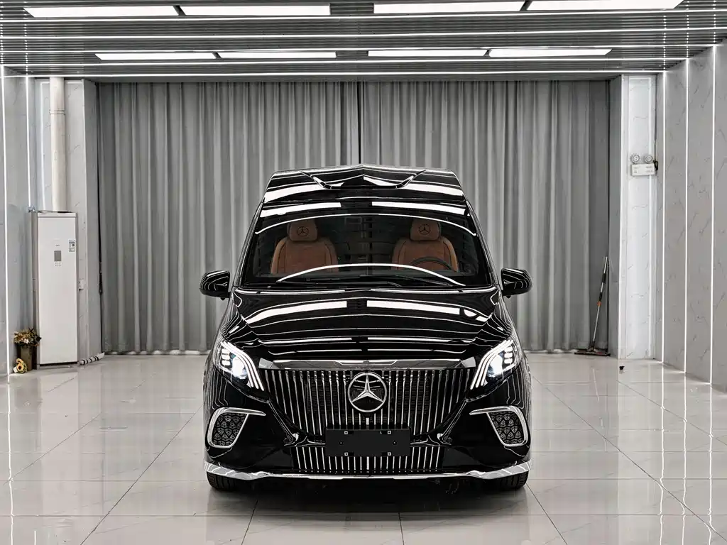 Vito 2024 2.0T Business Edition 7 seats купить на сайте DeffCars