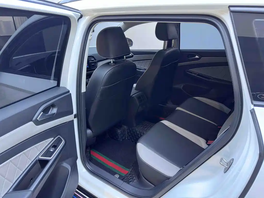 Jetta VS7 2023 280TSI automatic high-gloss enjoyment version купить на сайте DeffCars