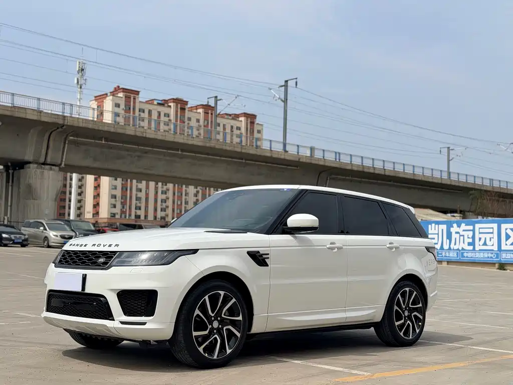 Range Rover Sport 2020 3.0 L6 SE купить на сайте DeffCars