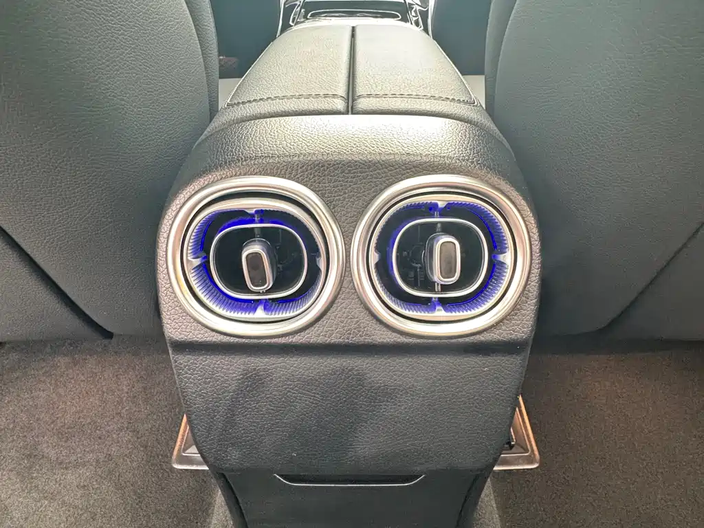 Mercedes-Benz C-Class 2024 facelift C 260 L sports version купить на сайте DeffCars