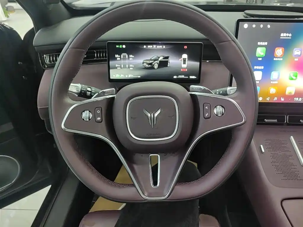 Lantu FREE 2025 FREE+ four-wheel drive Qiankun version купить на сайте DeffCars