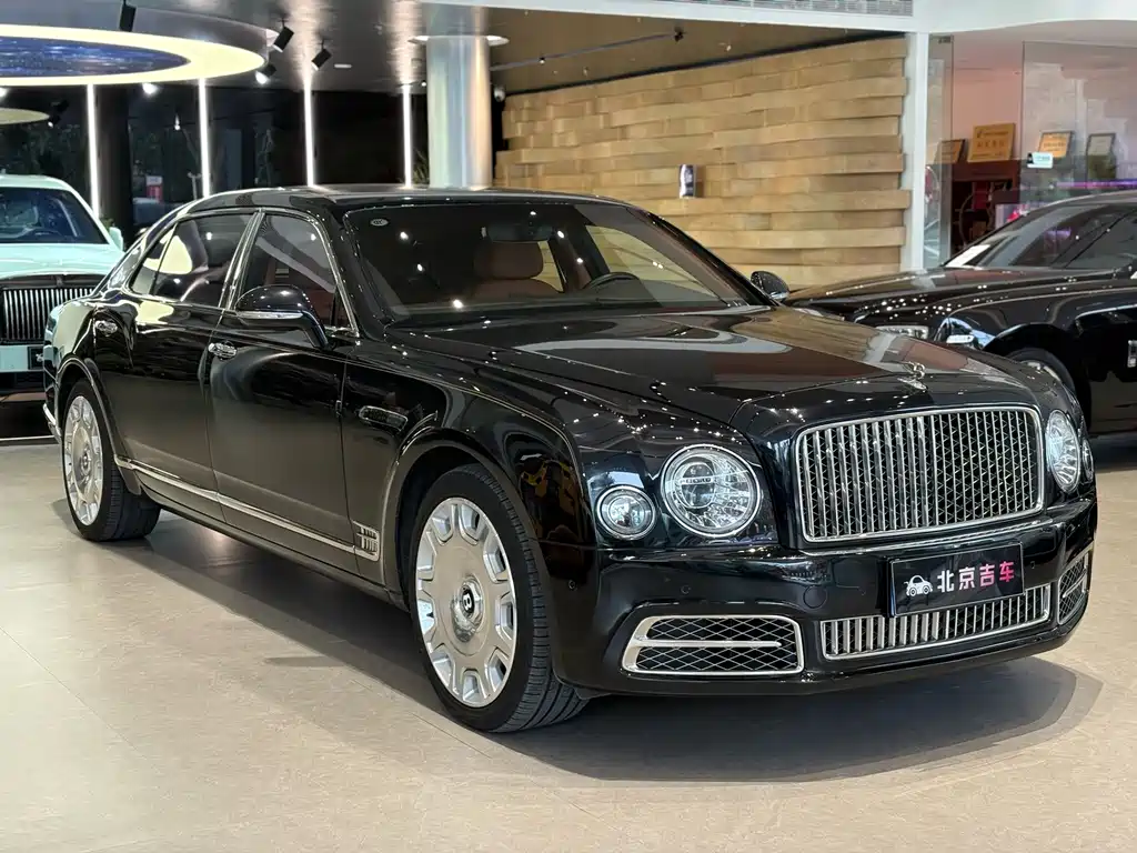 Mulsanne 2017 6.8T long wheelbase version купить на сайте DeffCars