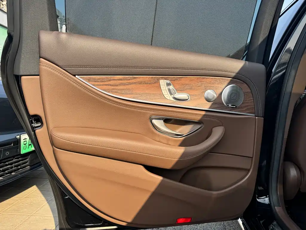 Mercedes-Benz E-Class 2022 Model Three E 300 L Luxury Model купить на сайте DeffCars