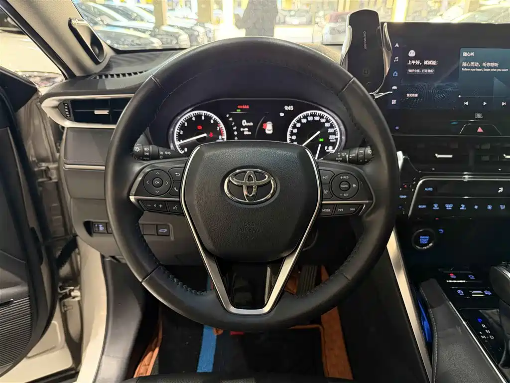 Vesa 2022 2.0L CVT two-wheel drive premium version купить на сайте DeffCars