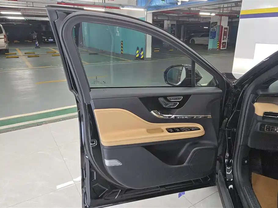 Adventurer 2022 2.0T Two-wheel drive Premium Edition купить на сайте DeffCars