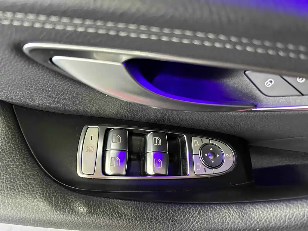 Mercedes-Benz CLS 2018 CLS 300 luxury model купить на сайте DeffCars