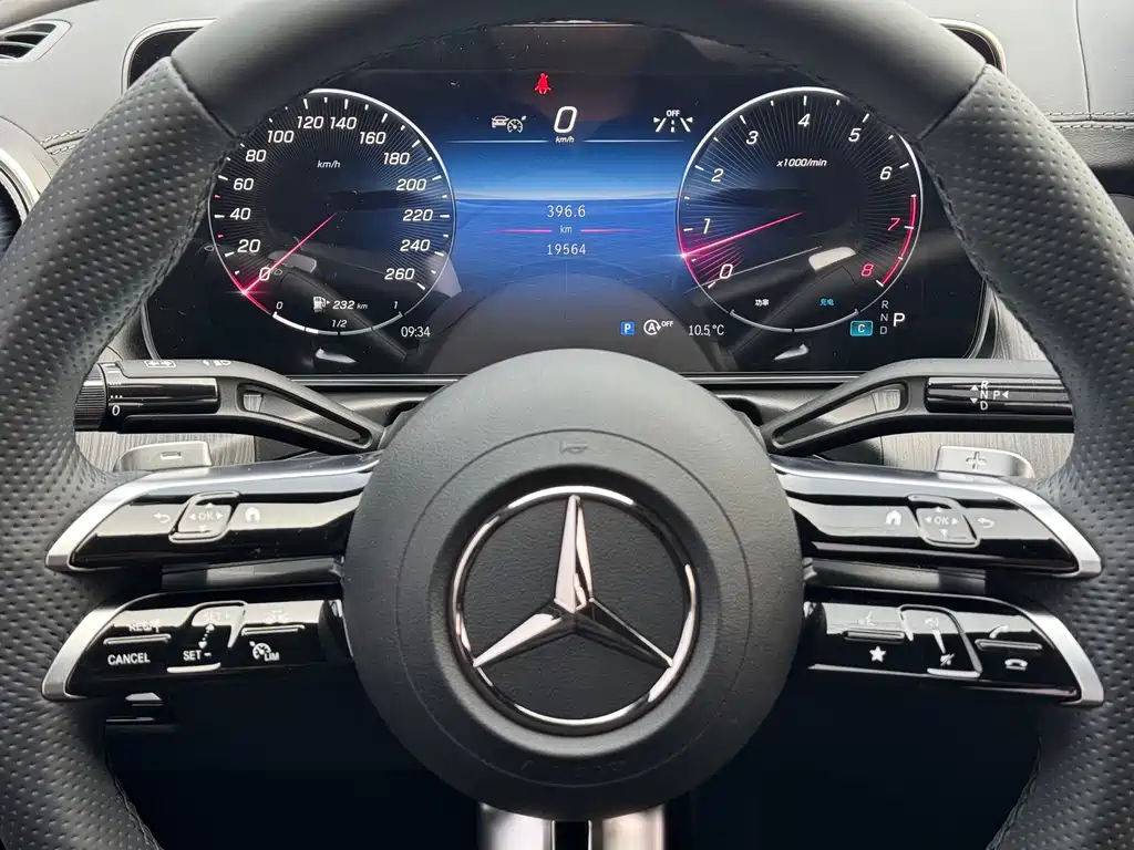 Mercedes-Benz C-Class 2023 facelift C 260 L sports version купить на сайте DeffCars