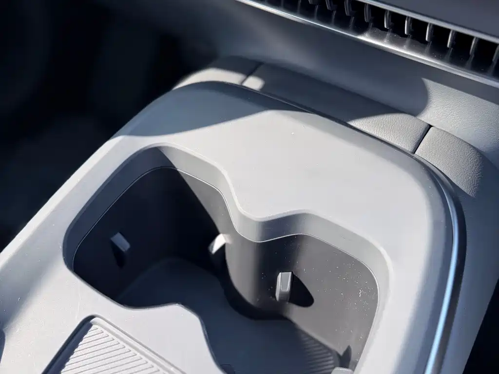 Xpeng MONA M03 2025 model 600 long battery life Max купить на сайте DeffCars