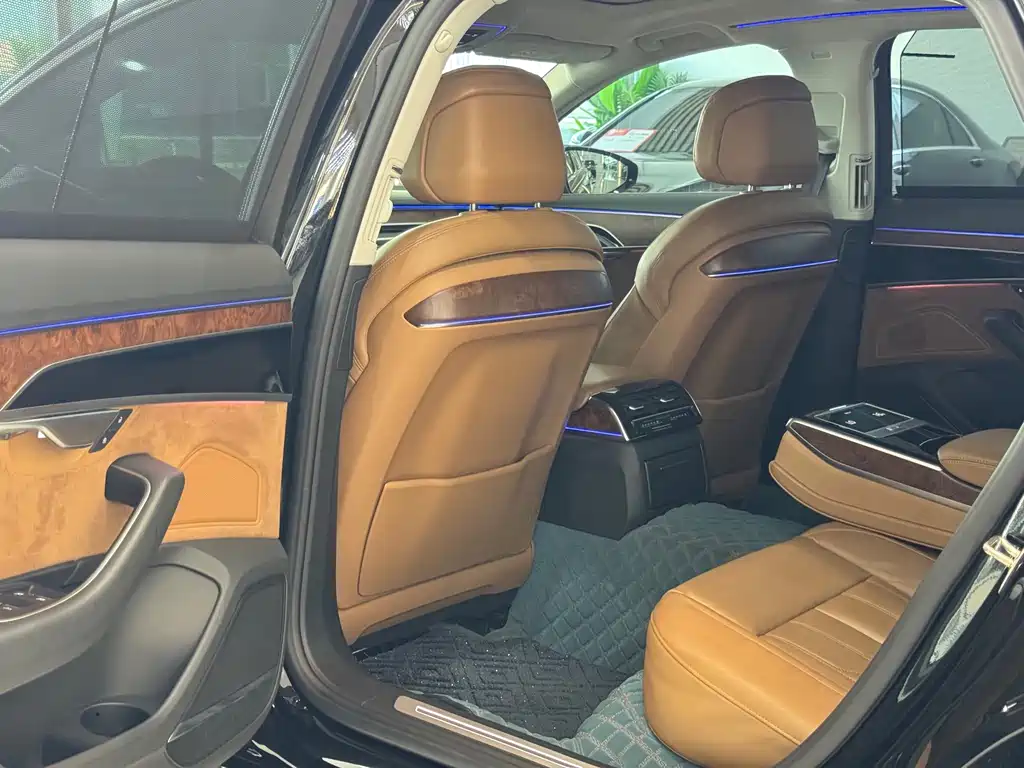 Audi A8 2018 A8L 55 TFSI quattro launch version exclusive model купить на сайте DeffCars