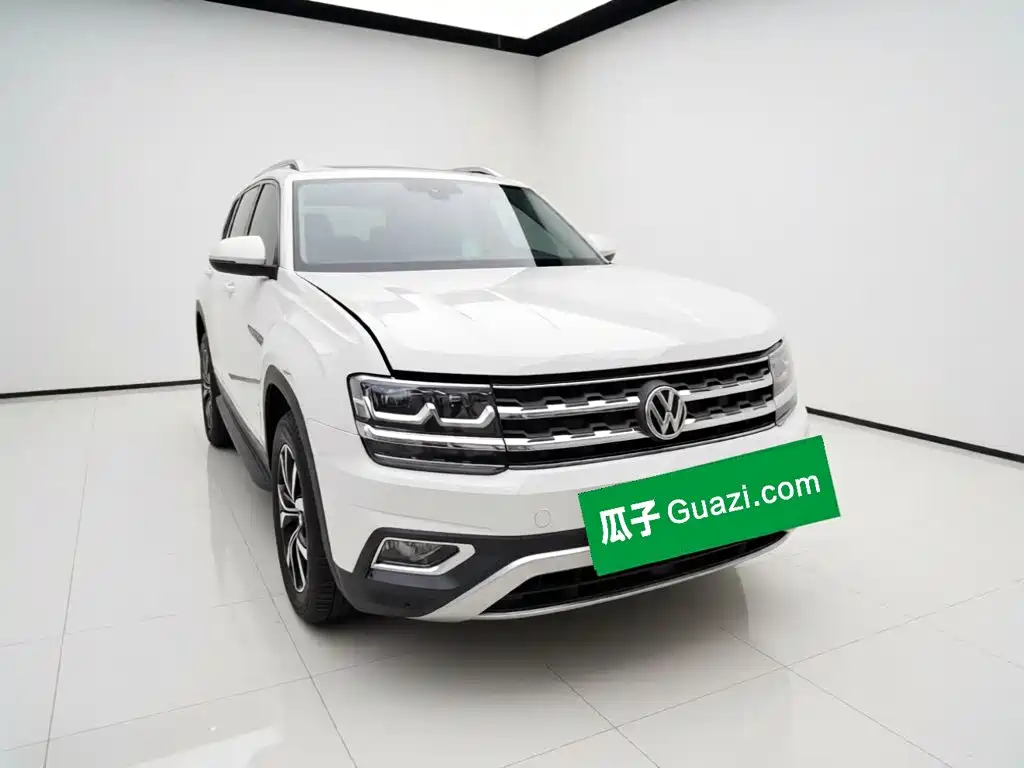 Touron 2017 380TSI four-wheel drive luxury version купить на сайте DeffCars