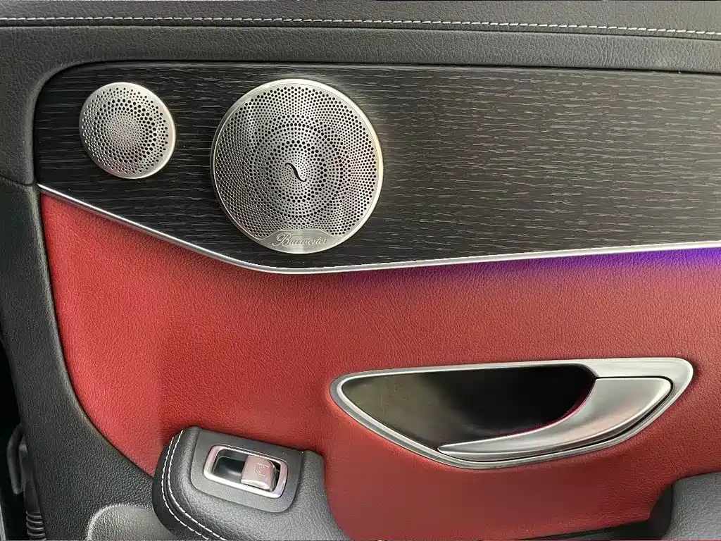 Mercedes-Benz GLC Coupe 2021 GLC 300 4MATIC Coupe SUV купить на сайте DeffCars