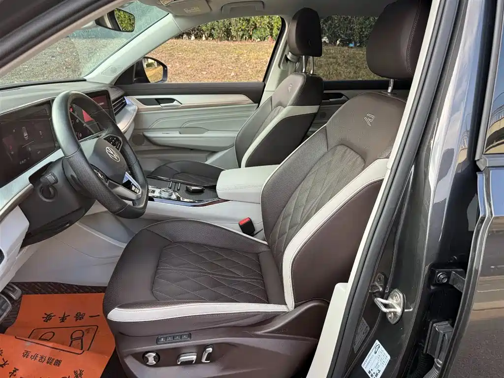 Lanxun 2023 380TSI four-wheel drive R-Line cruise version купить на сайте DeffCars