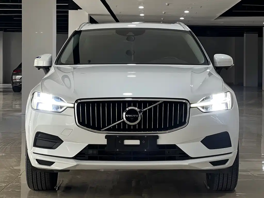 Volvo XC60 2019 T5 4WD Zhiyuan Edition National VI купить на сайте DeffCars