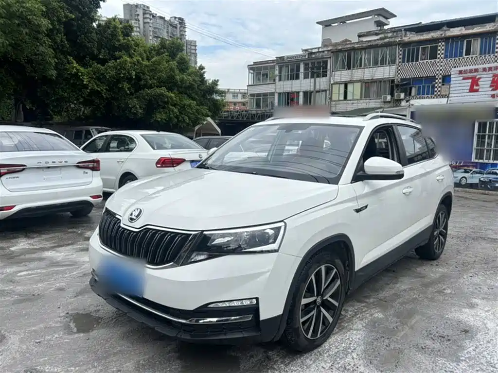 Komic 2018 1.5L Manual Comfort Edition National VI купить на сайте DeffCars