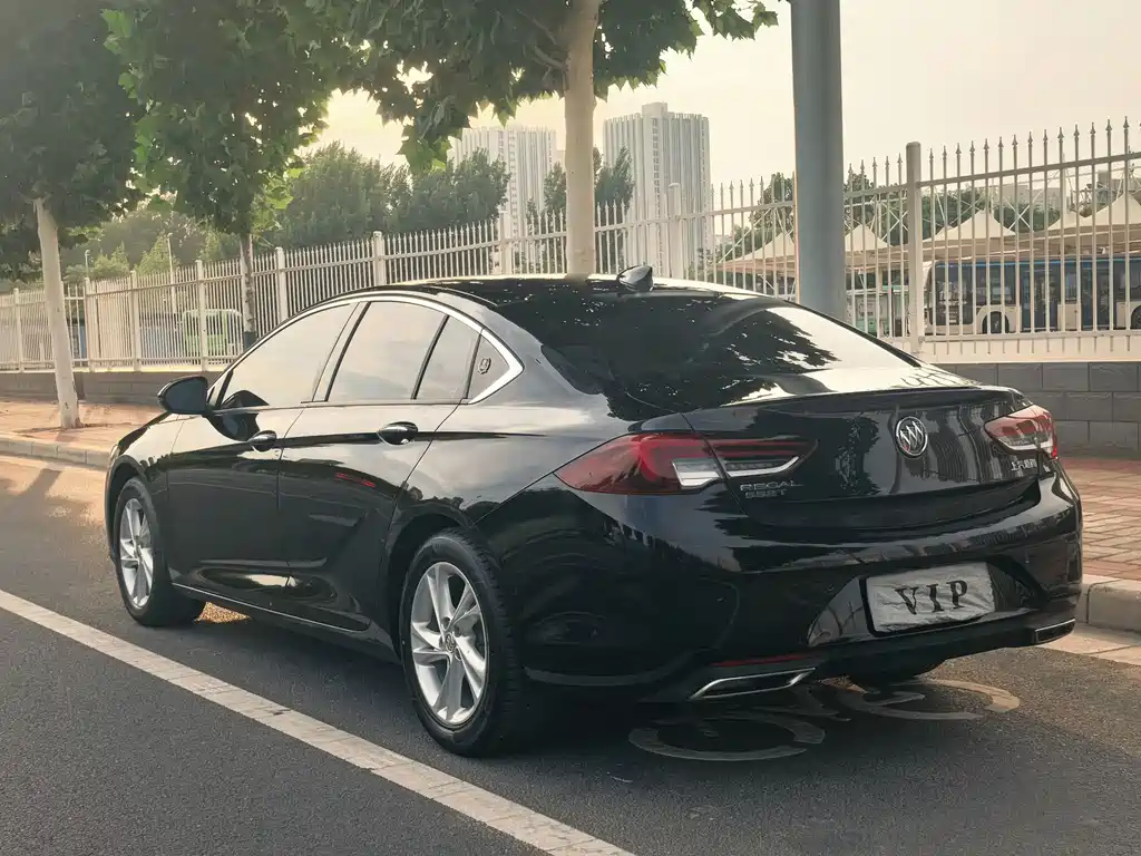 Regal 2020 552T Elite купить на сайте DeffCars