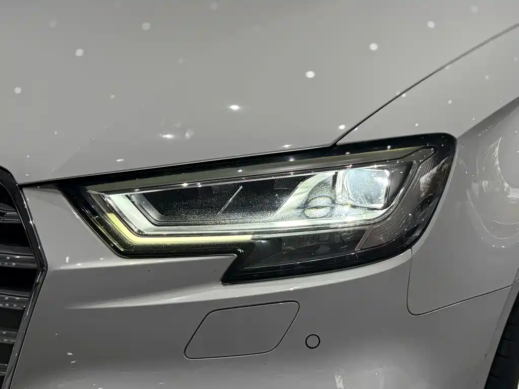 Audi A3 2020 Limousine 35 TFSI Fashion Type National V купить на сайте DeffCars