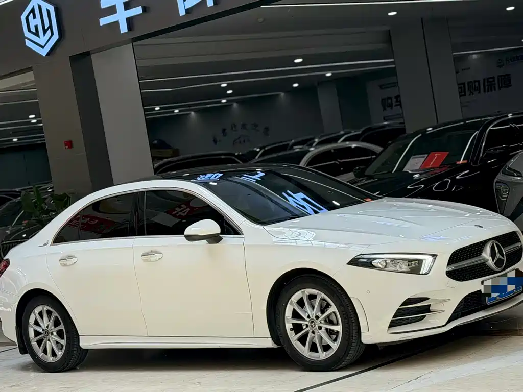Mercedes-Benz A-Class 2021 A 200 L Sports Sedan Fashionable купить на сайте DeffCars