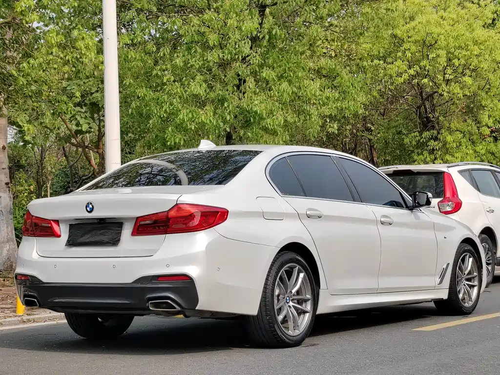 BMW 5 Series 2020 525Li M Sports Package купить на сайте DeffCars