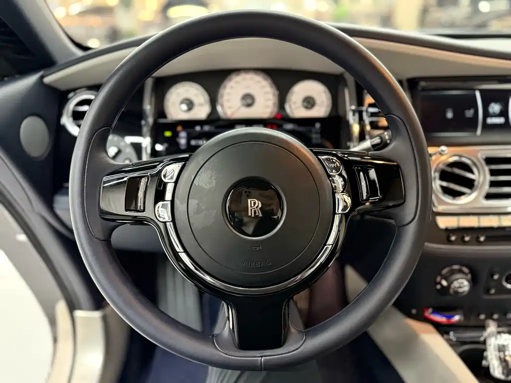 Phantom 2018 6.6T standard model купить на сайте DeffCars