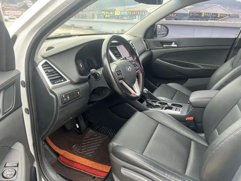 Tucson 2015 1.6T dual-clutch two-wheel drive intelligent model купить на сайте DeffCars
