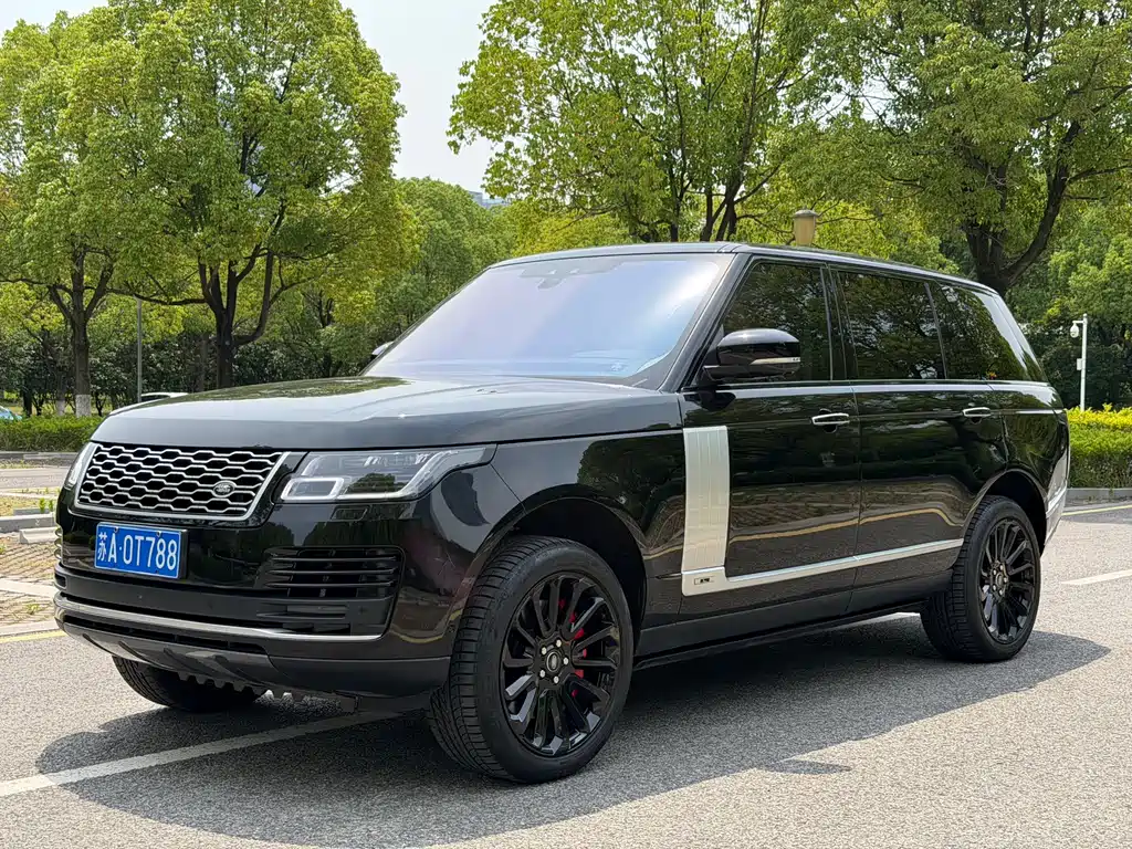 Range Rover 2018 3.0 SC V6 Vogue SE Genesis Extended Edition купить на сайте DeffCars