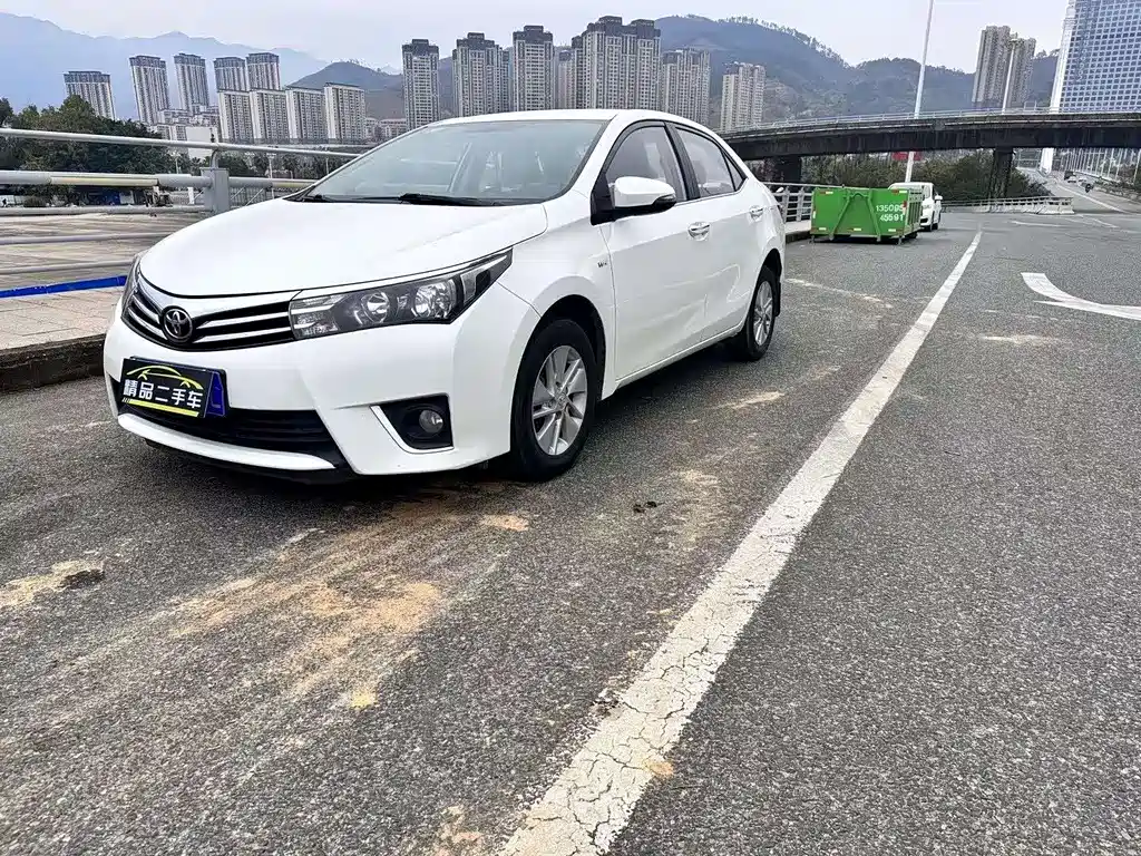 Corolla 2014 1.6L CVT GL купить на сайте DeffCars
