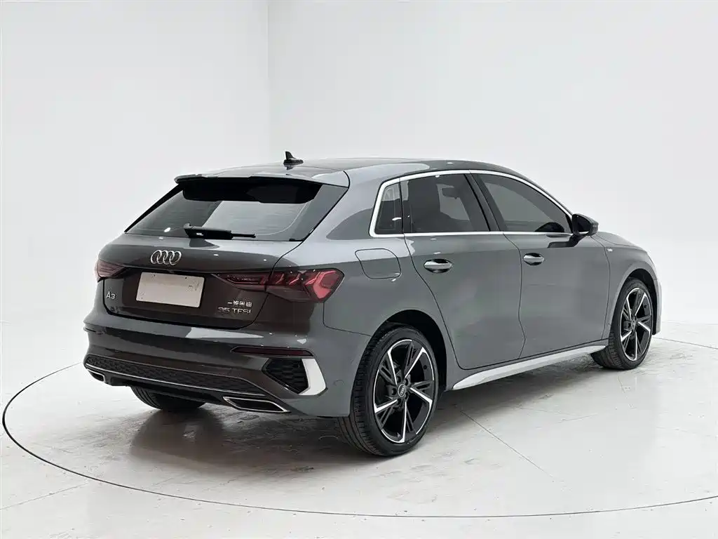 Audi A3 2024 Sportback 35 TFSI stylish and sporty купить на сайте DeffCars