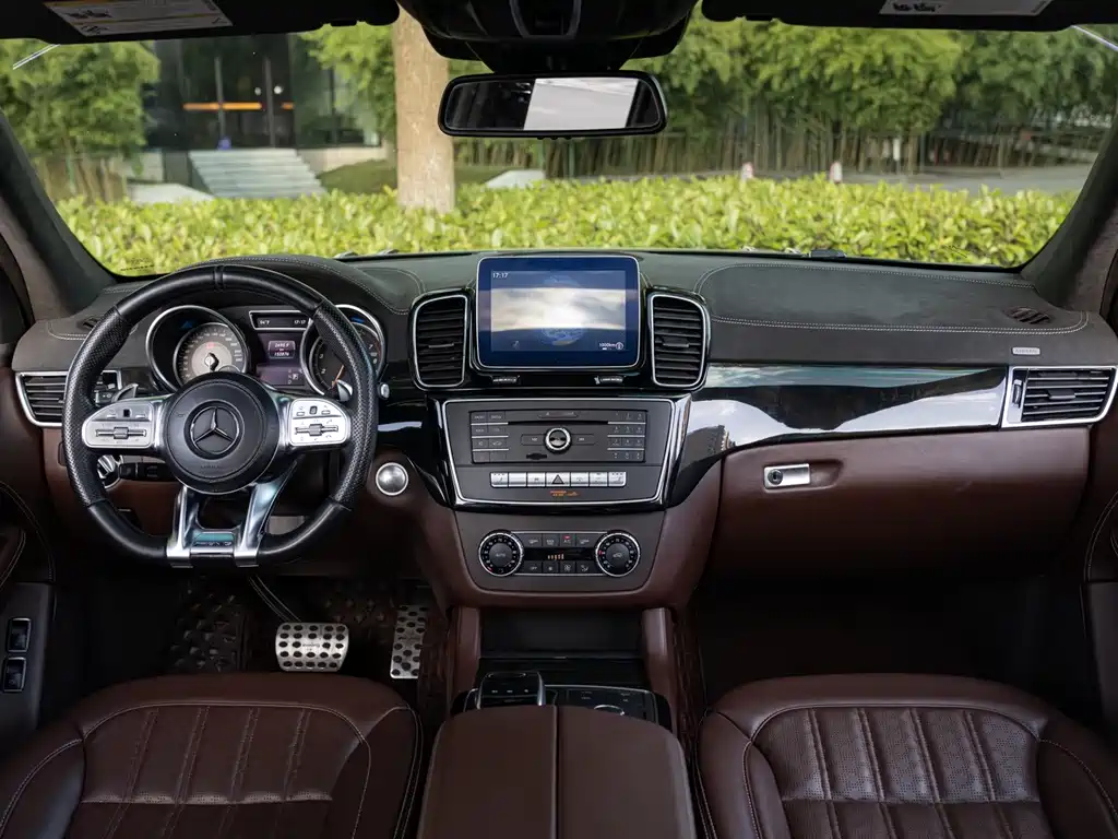Mercedes-Benz GLS 2018 facelift GLS 400 4MATIC luxury model купить на сайте DeffCars