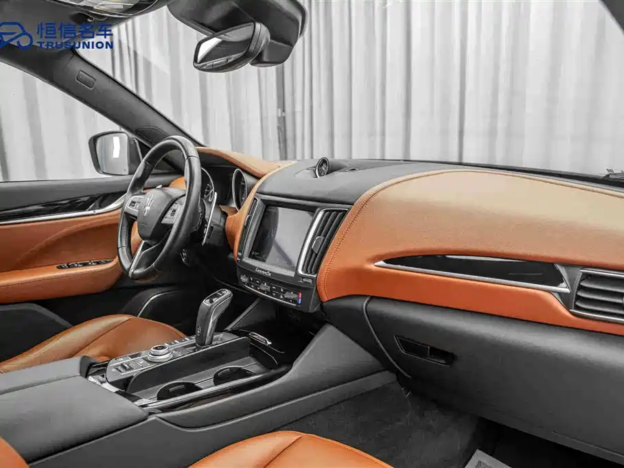 Levante 2019 3.0T Standard Edition National VI купить на сайте DeffCars
