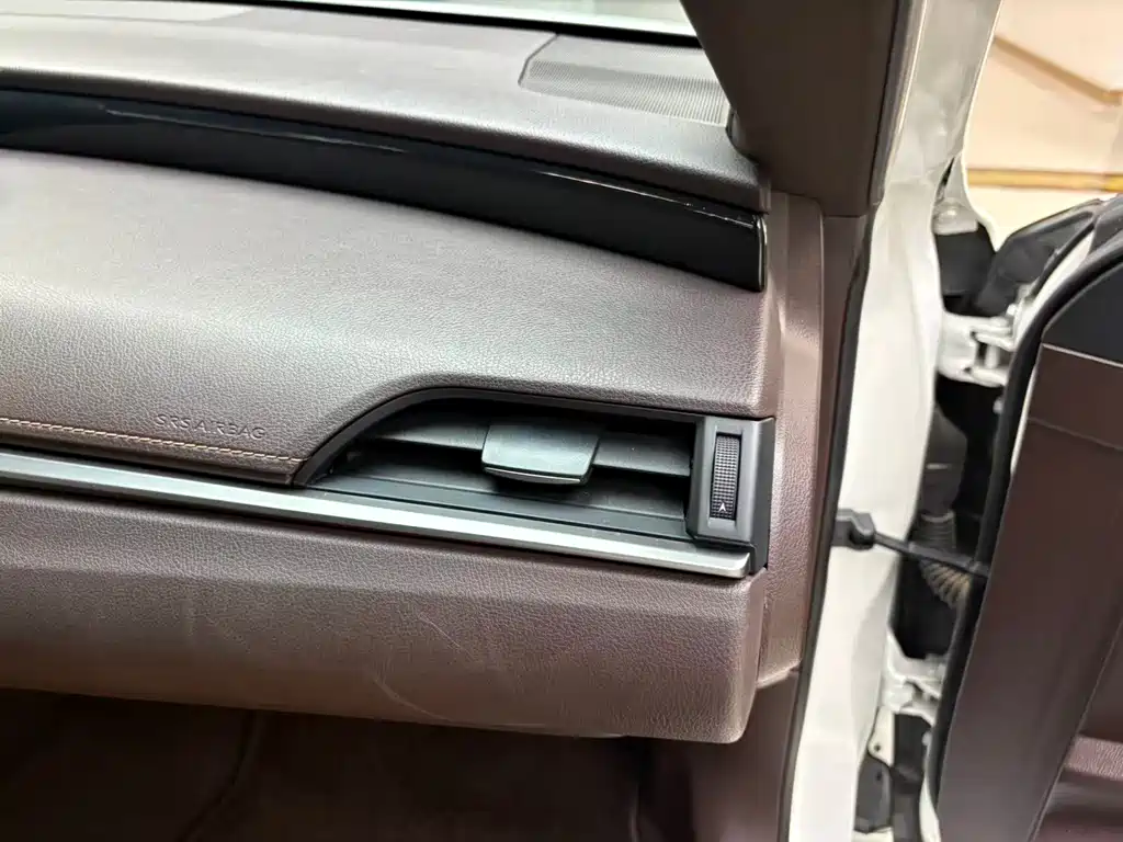 Lexus ES 2020 200 Excellence Edition купить на сайте DeffCars
