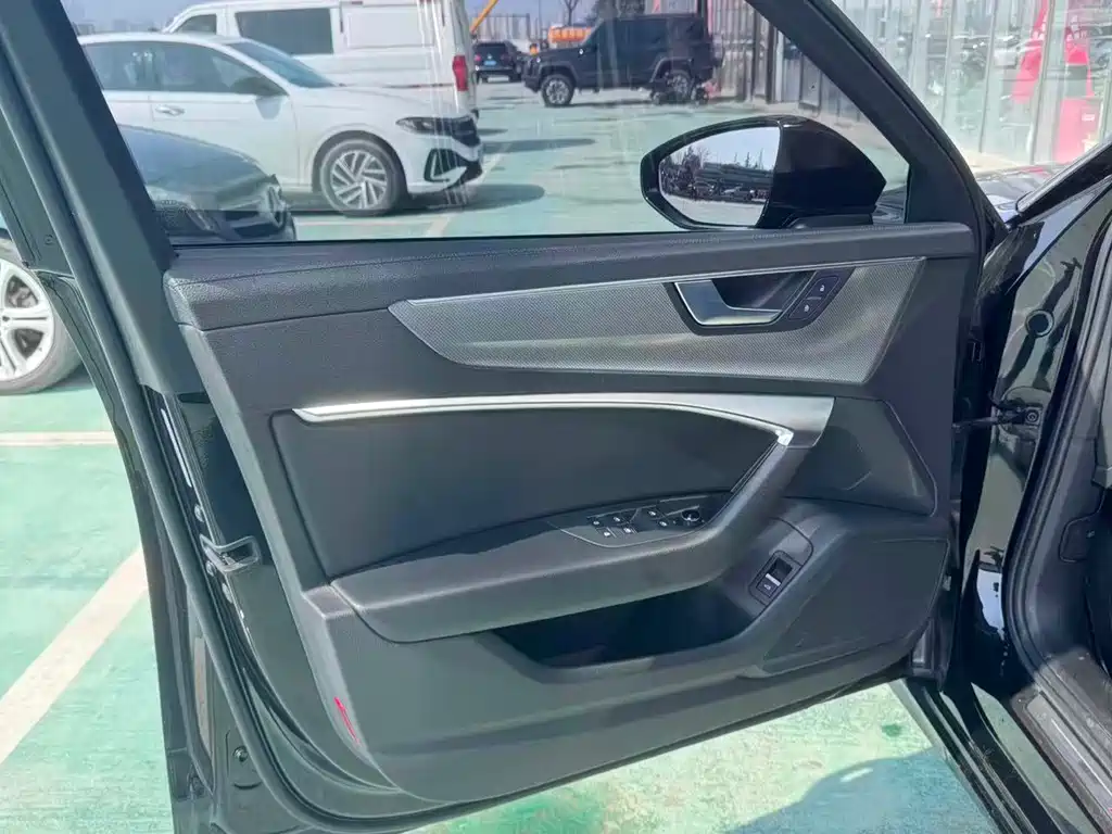 Audi A6L 2021 40 TFSI luxury and dynamic model купить на сайте DeffCars