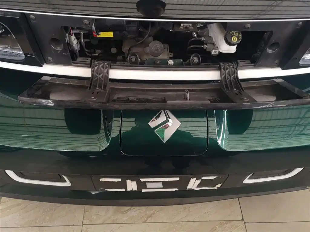 Baojun KiWi EV 2022 Artist’s Light Edition Lithium Iron Phosphate купить на сайте DeffCars
