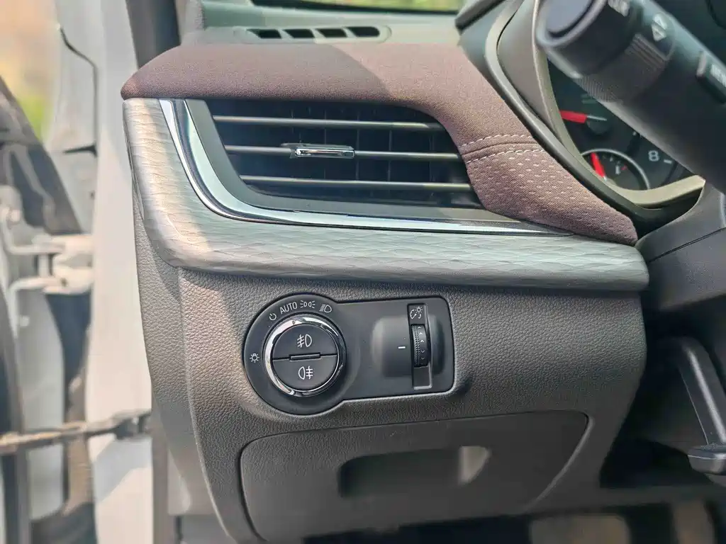 Malibu 2017 1.5T Automatic Deluxe Edition купить на сайте DeffCars