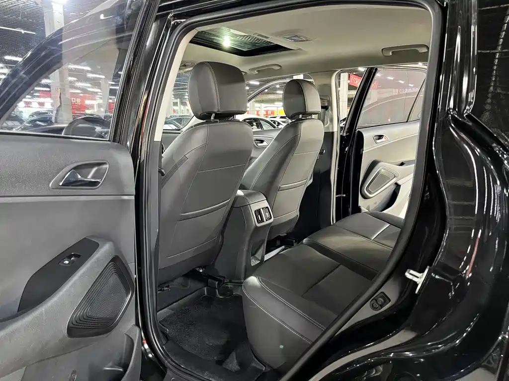 Beijing Hyundai ix35 2021 2.0L automatic two-wheel drive GL comfort version купить на сайте DeffCars