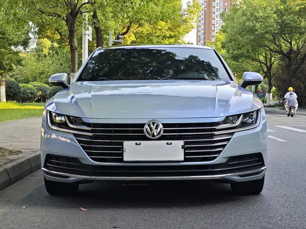 FAW-Volkswagen CC 2020 330TSI Charming Edition National VI купить на сайте DeffCars
