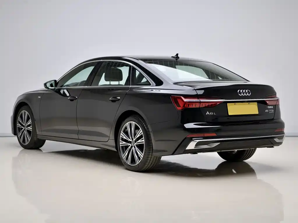 Audi A6L 2025 45 TFSI quattro premium dynamic model купить на сайте DeffCars